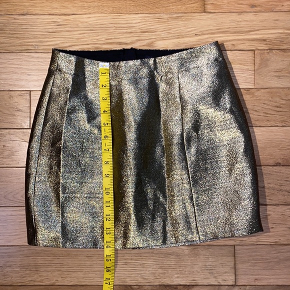 For Love and Lemons Juliette Brocade Micro Mini Skirt in Gold size XS NWT - Picture 9 of 15